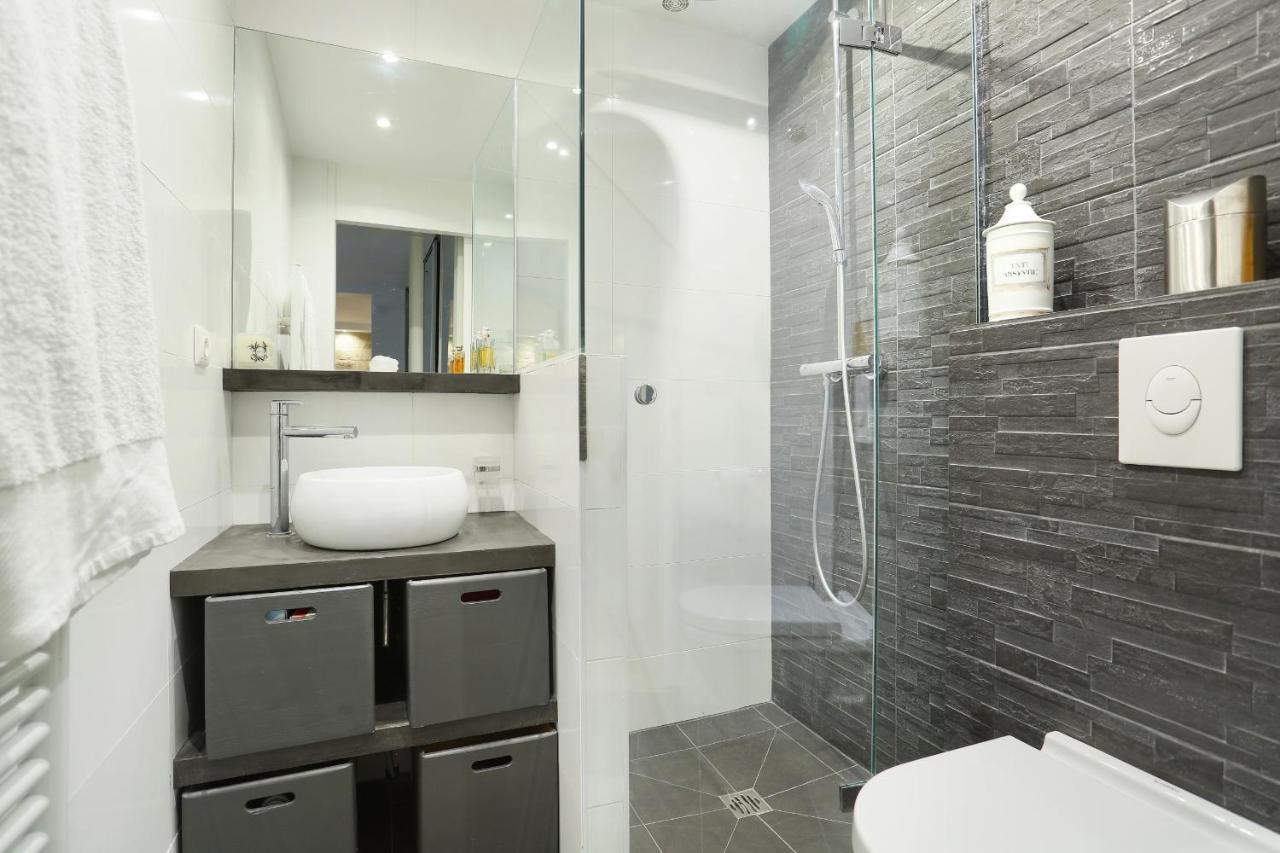Apartment Champs Elysees By Studio Prestige باريس المظهر الخارجي الصورة